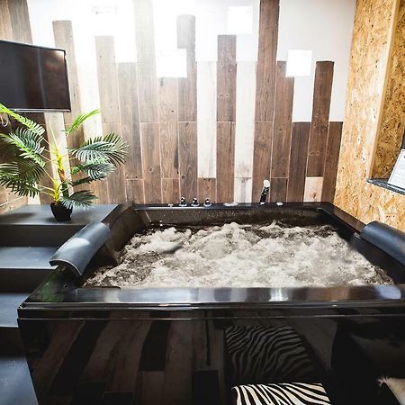 Junior Suites Con Jacuzzi Babilafuente Exterior foto