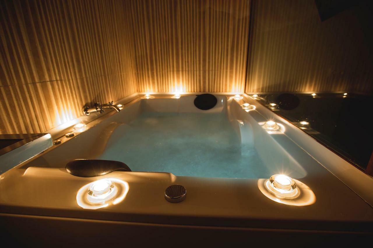 Junior Suites Con Jacuzzi Babilafuente Exterior foto