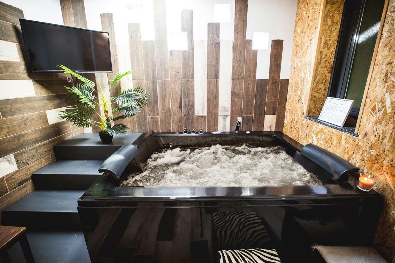 Junior Suites Con Jacuzzi Babilafuente Exterior foto